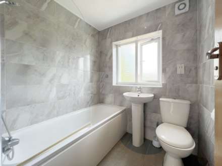Buckland Way, Worcester Park, Image 4
