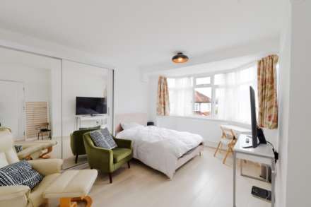 Egerton Road, Surrey, Image 5