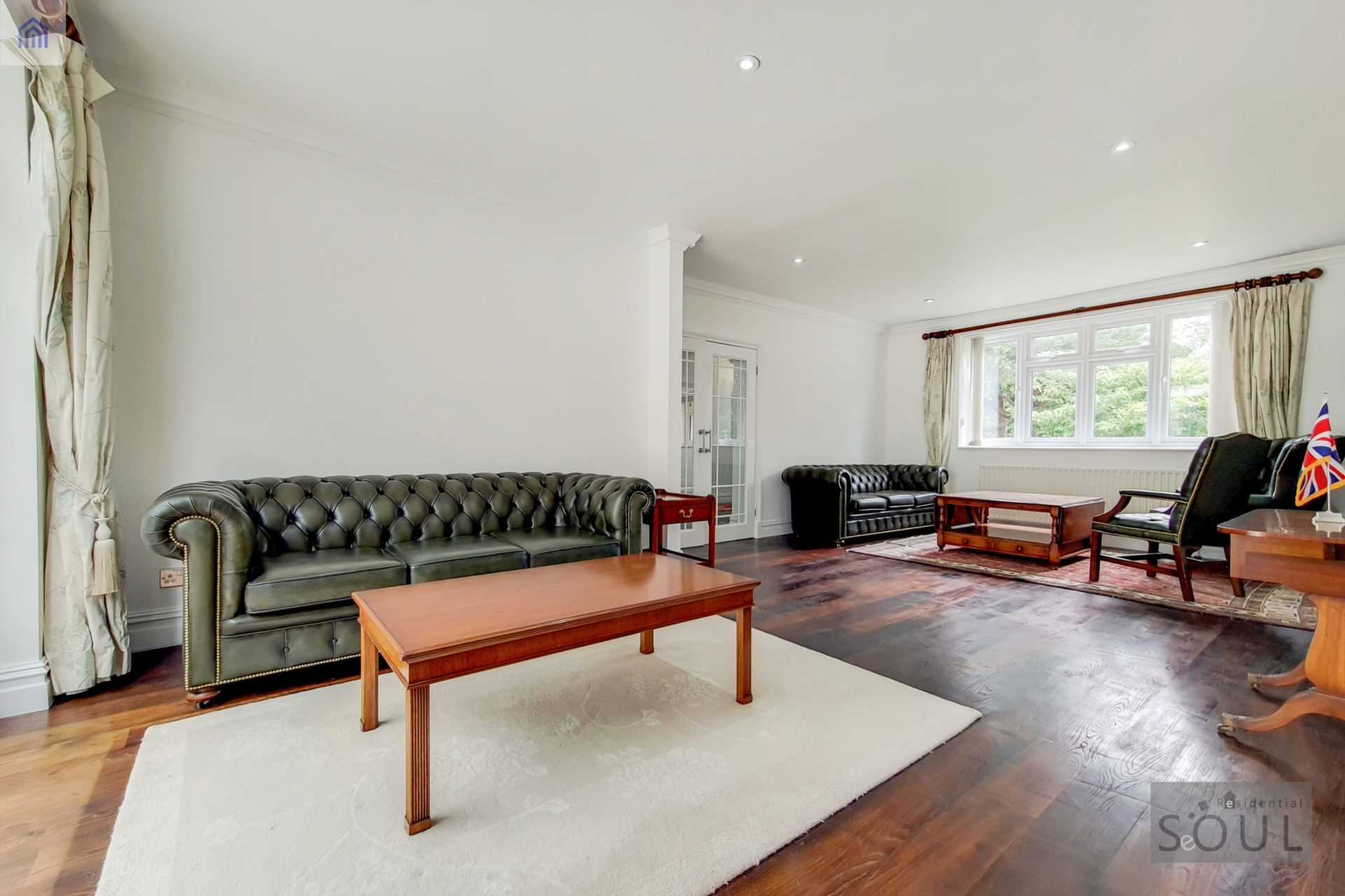 Birchmead, Coombe Hill Road, Image 3