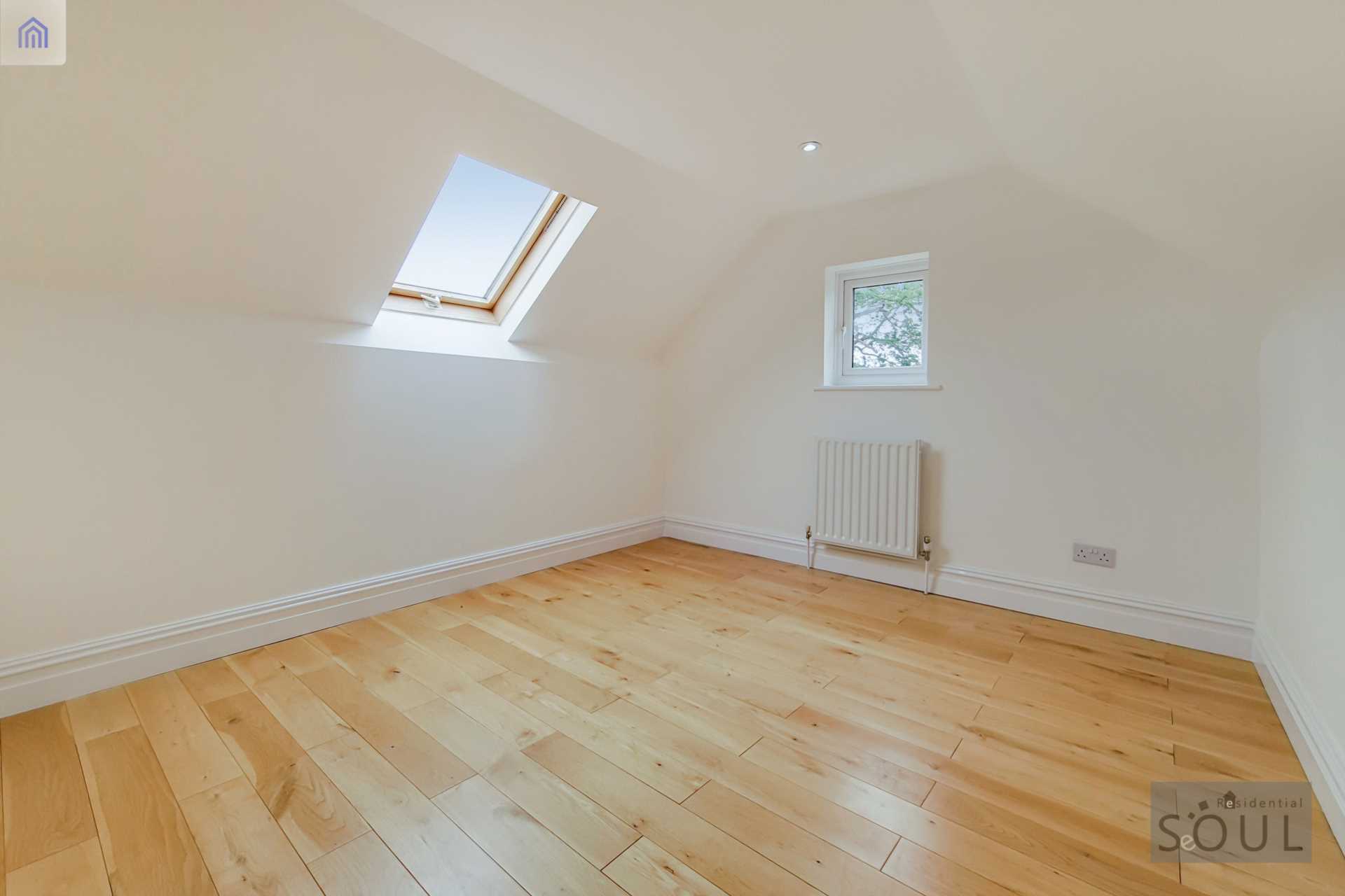 Birchmead, Coombe Hill Road, Image 31