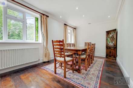 Birchmead, Coombe Hill Road, Image 13