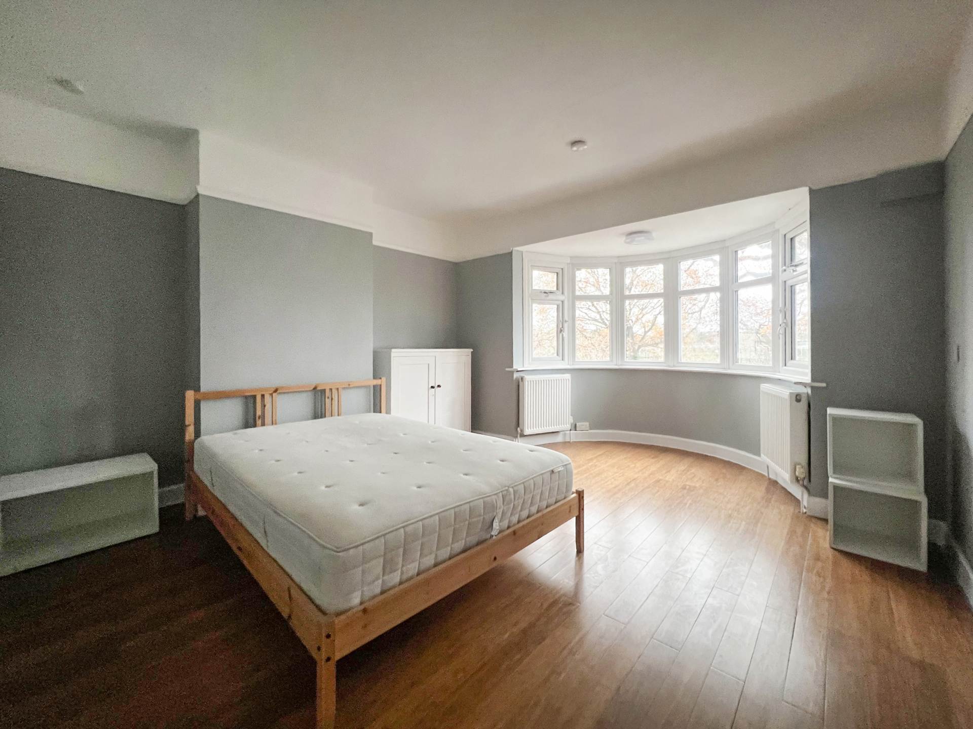 West Barnes Lane, New Malden, Image 9