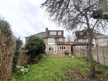 West Barnes Lane, New Malden, Image 14