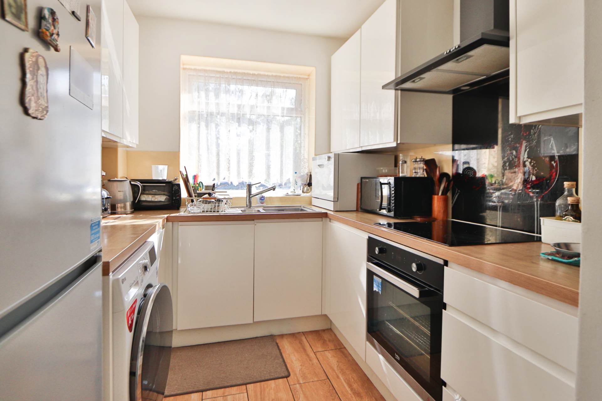 Wickham Close, New Malden, Image 6
