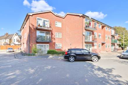 Wickham Close, New Malden, Image 1