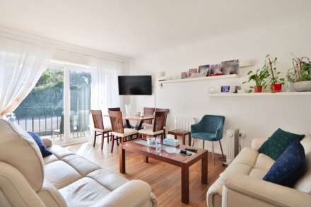 Wickham Close, New Malden, Image 2