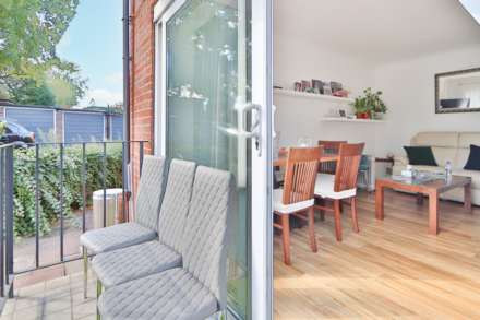 Wickham Close, New Malden, Image 3