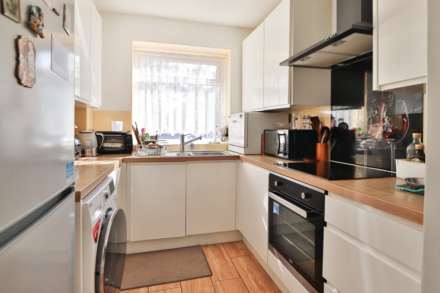 Wickham Close, New Malden, Image 6