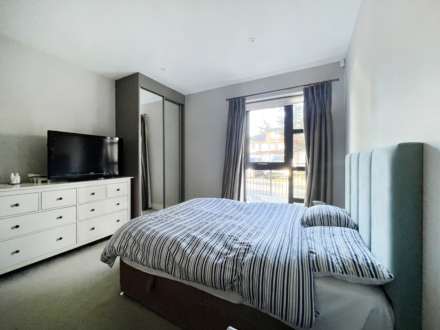 Coombe Road, New Malden, Image 5