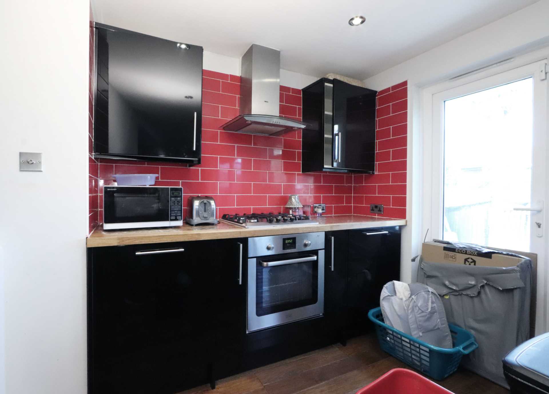 Amberwood Rise, New Malden, Image 6