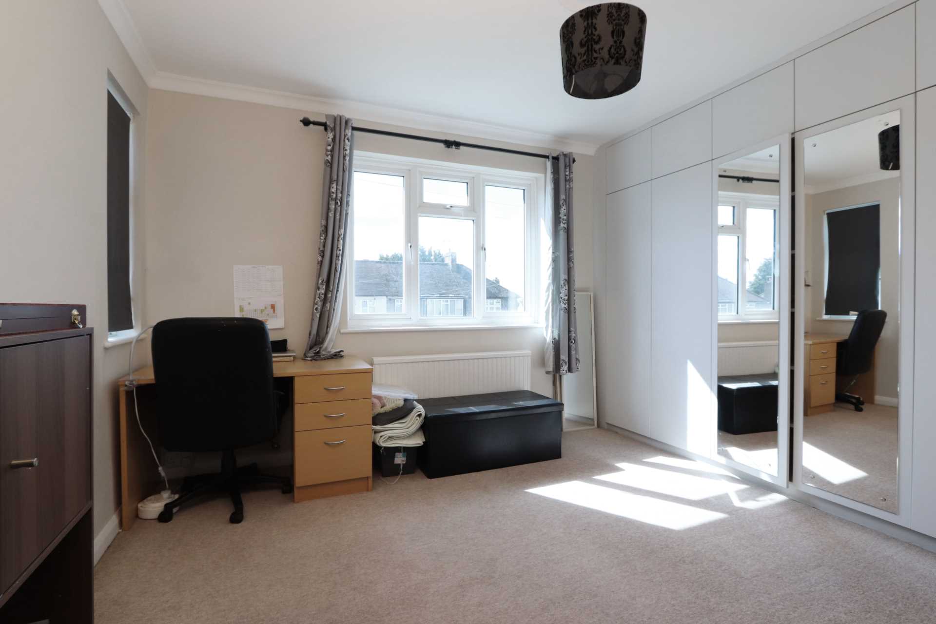 Amberwood Rise, New Malden, Image 8