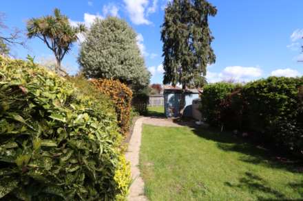 Amberwood Rise, New Malden, Image 14
