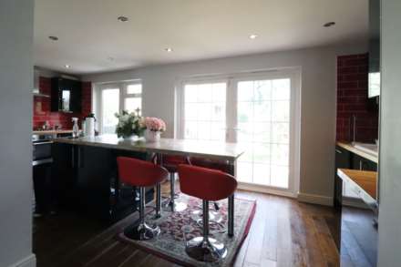 Amberwood Rise, New Malden, Image 5