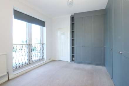 Amberwood Rise, New Malden, Image 7