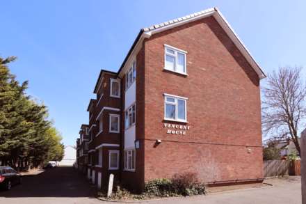 2 Bedroom Flat, Burlington Road, New Malden