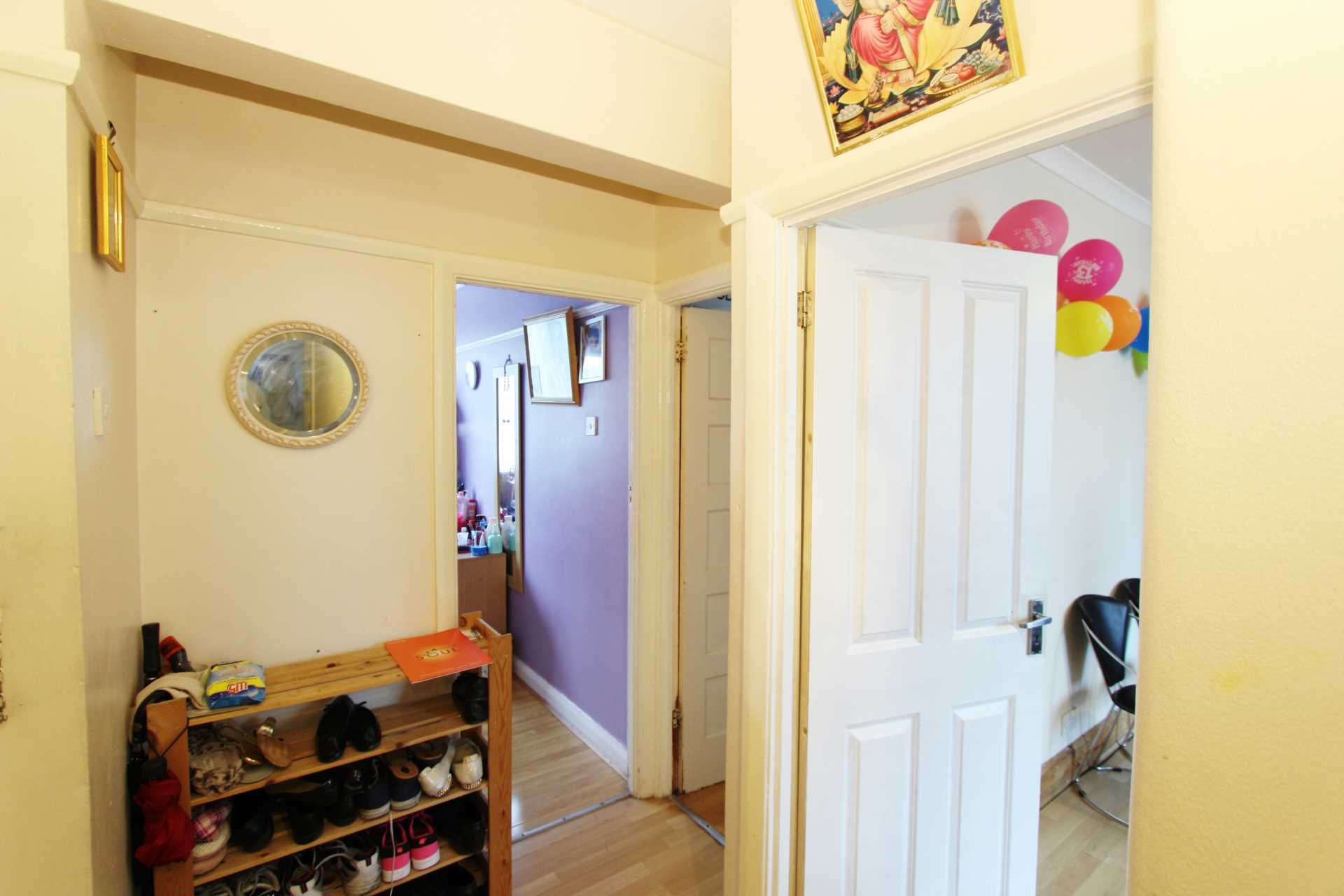 Manor Drive North, New Malden, Image 11