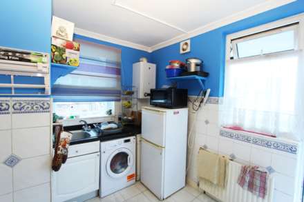 Manor Drive North, New Malden, Image 4