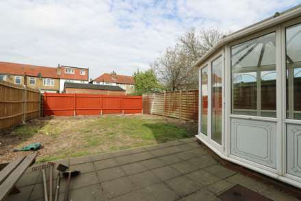 Ravenswood Avenue, Surbiton, Image 11
