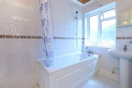 Sheephouse Way, New Malden, Image 8