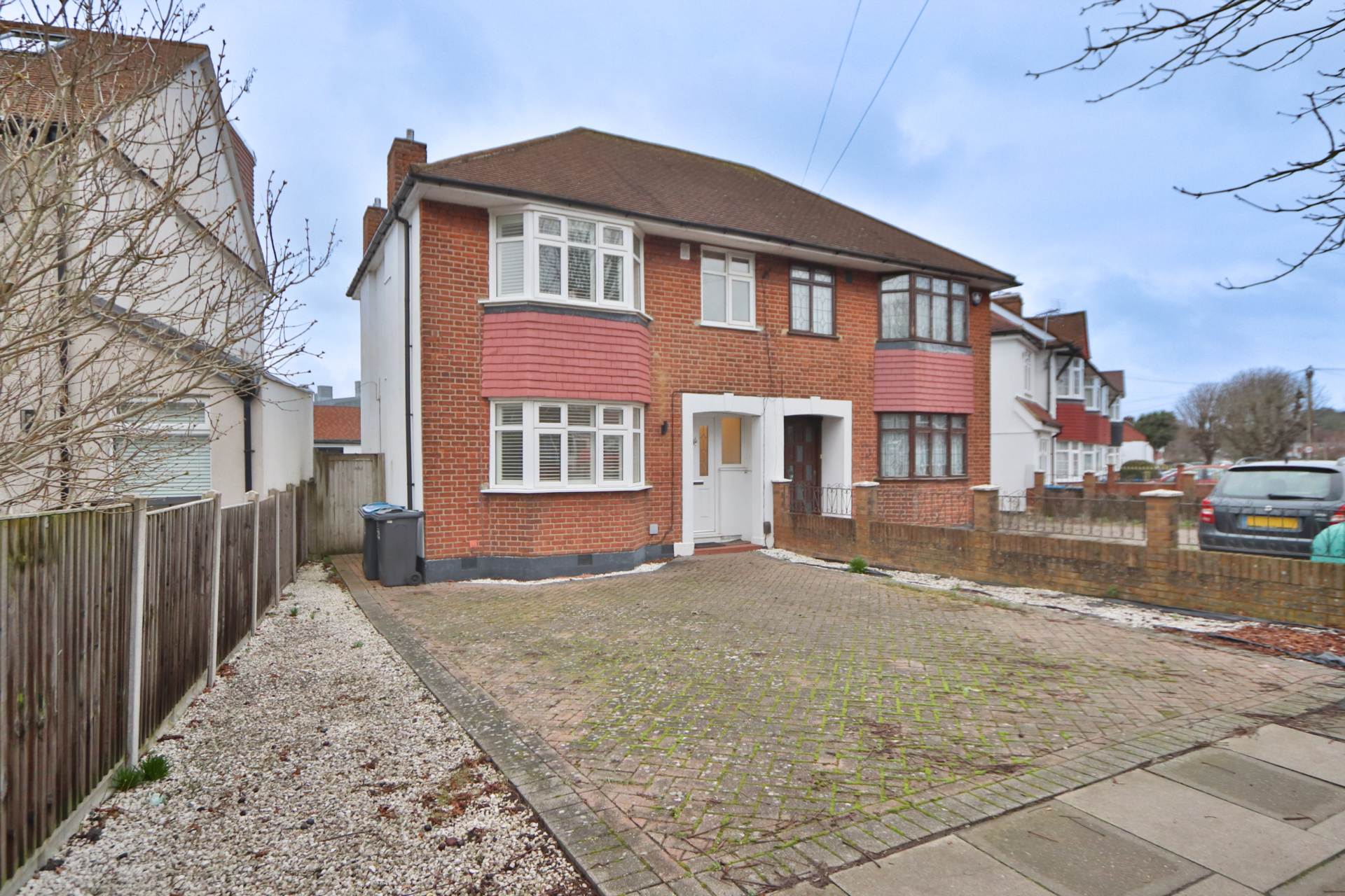 Hillcross Avenue, Morden, Image 1
