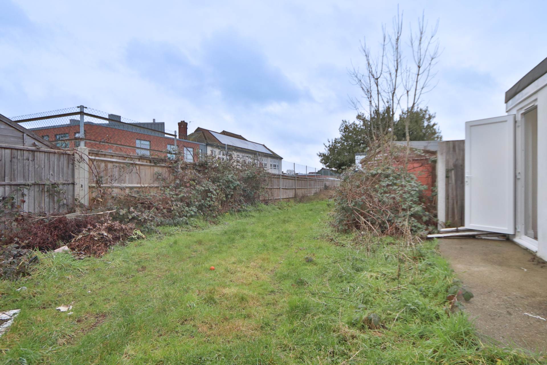 Hillcross Avenue, Morden, Image 19