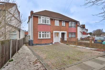 Property For Rent Hillcross Avenue, Morden