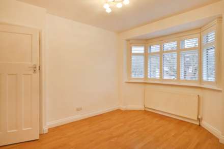 Hillcross Avenue, Morden, Image 13