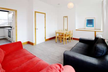 The Broadway, Wimbledon, Image 7