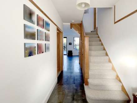 Elgar Avenue, Surbiton, Image 14