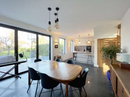 Elgar Avenue, Surbiton, Image 3