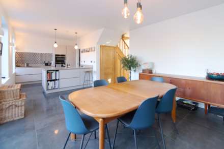 Elgar Avenue, Surbiton, Image 5