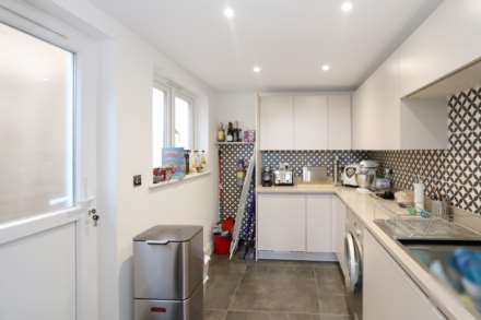 Elgar Avenue, Surbiton, Image 7