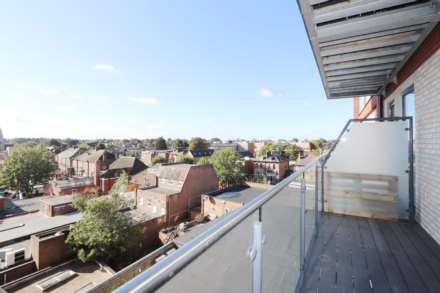 One New Malden House, Image 11