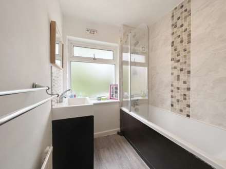 Blakes Lane, New Malden, Image 6