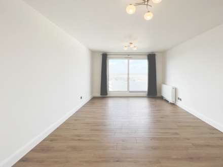 Eaton Drive, Kingston Upon Thames, Image 6