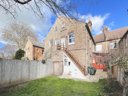 Property For Rent Merton Hall Road, London