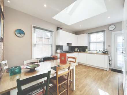 Merton Hall Road, London, Image 3