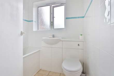 Acacia Grove, New Malden, Image 5