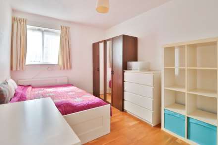 Acacia Grove, New Malden, Image 7