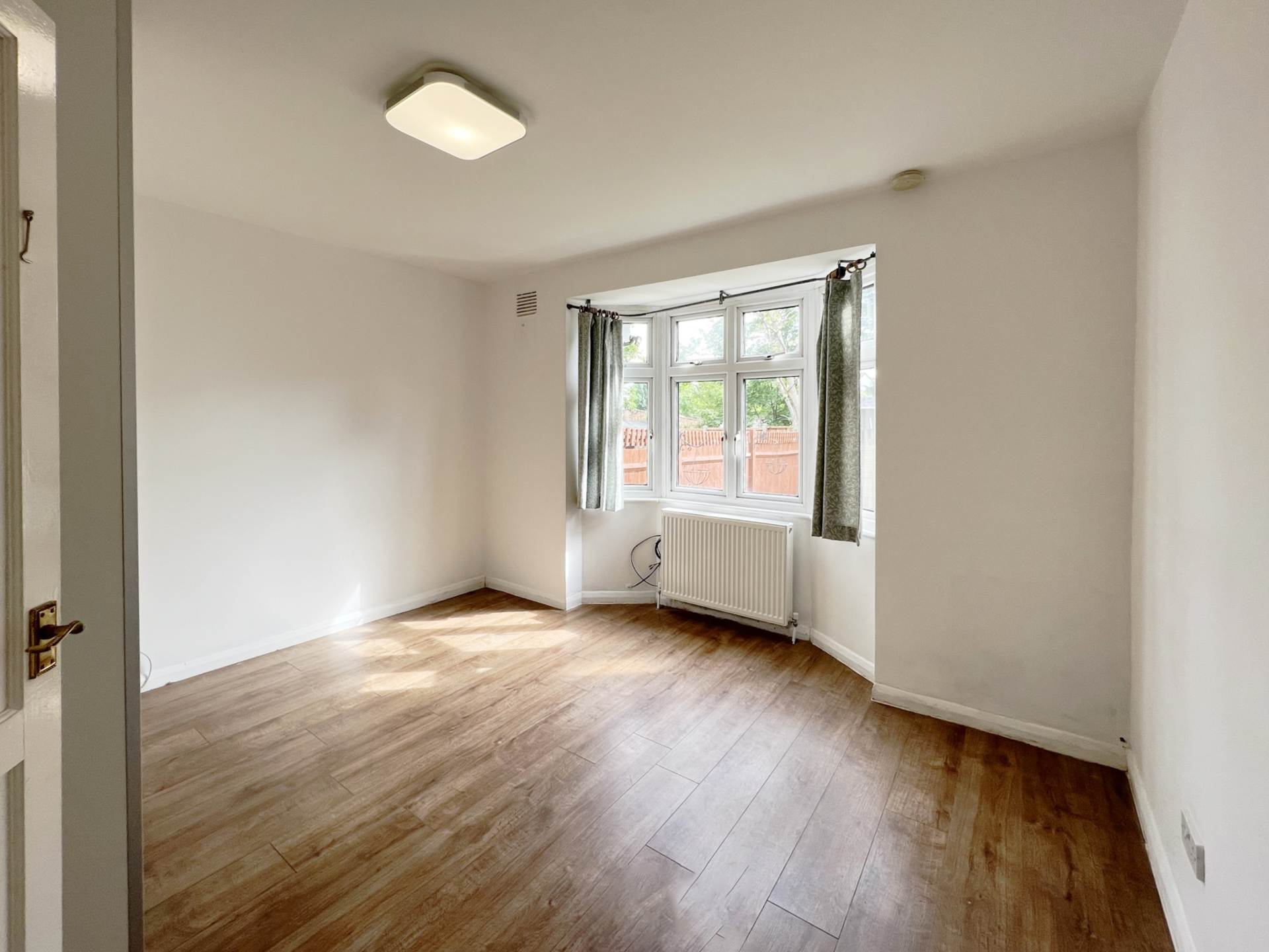 Errol Gardens, New Malden, Image 2
