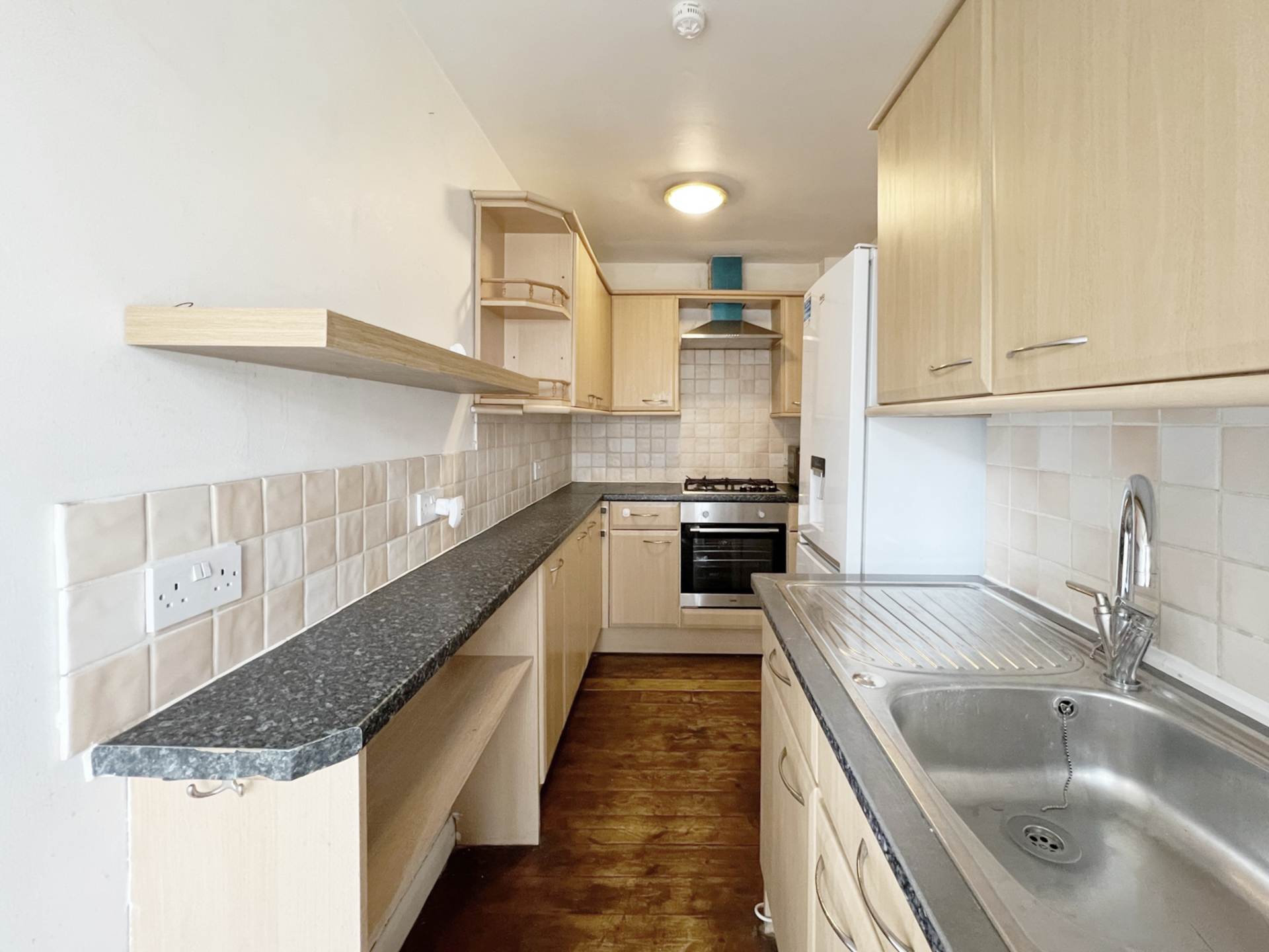 Errol Gardens, New Malden, Image 5