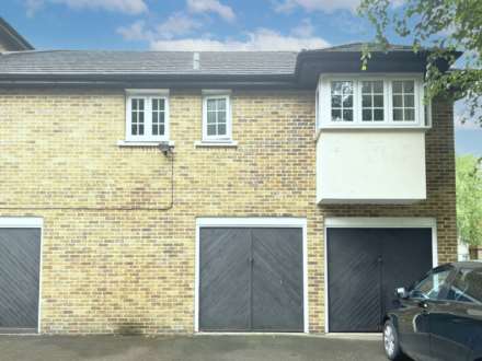 Selhurst Close, London, Image 11