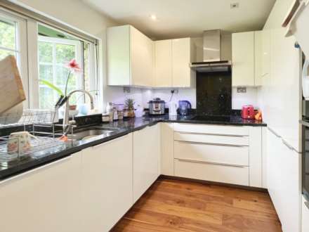 Selhurst Close, London, Image 4