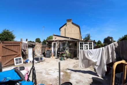 West Barnes Lane, New Malden, Image 14