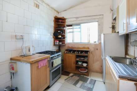 West Barnes Lane, New Malden, Image 4