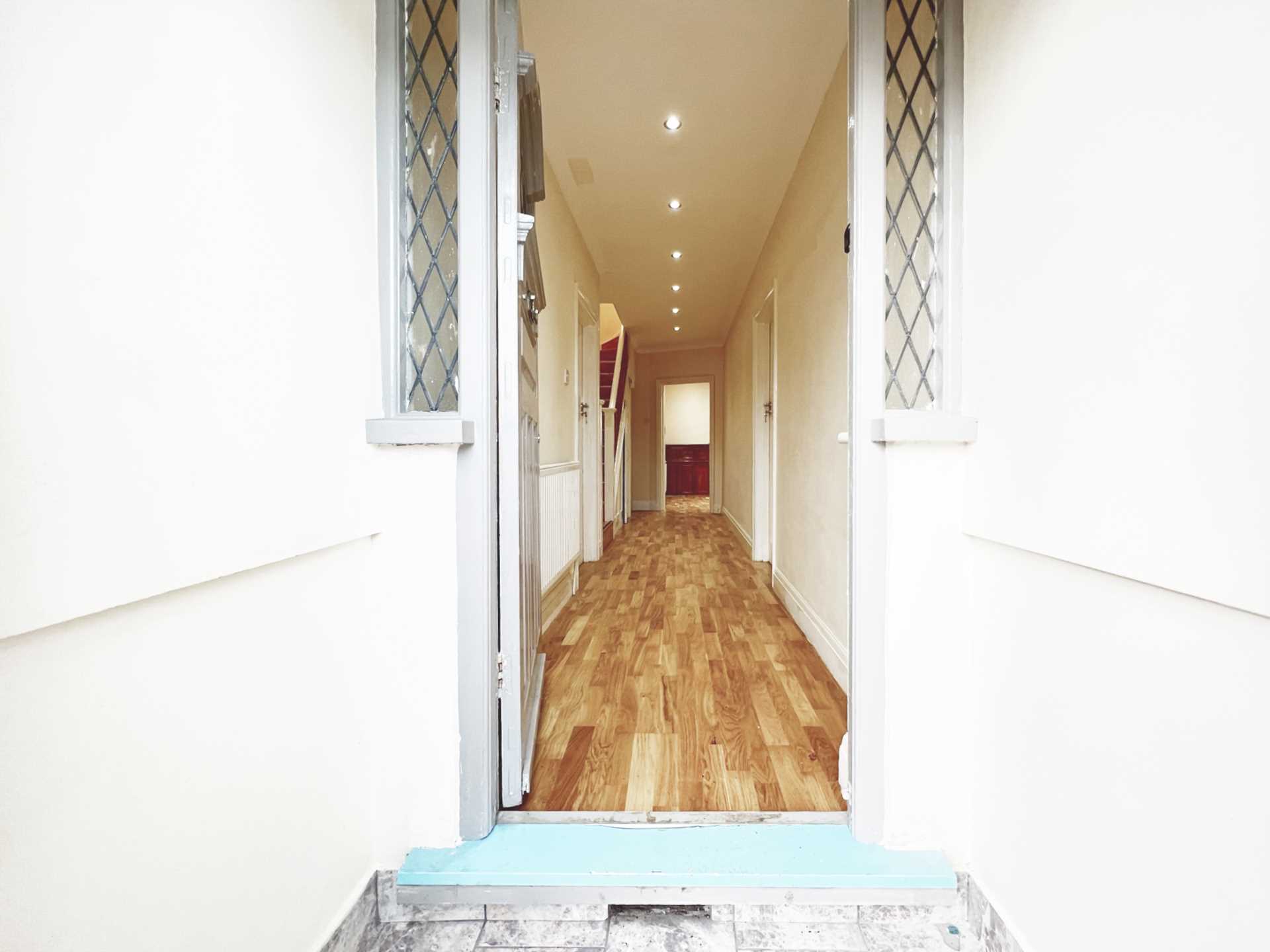 Woodside Close, Surbiton, Image 20