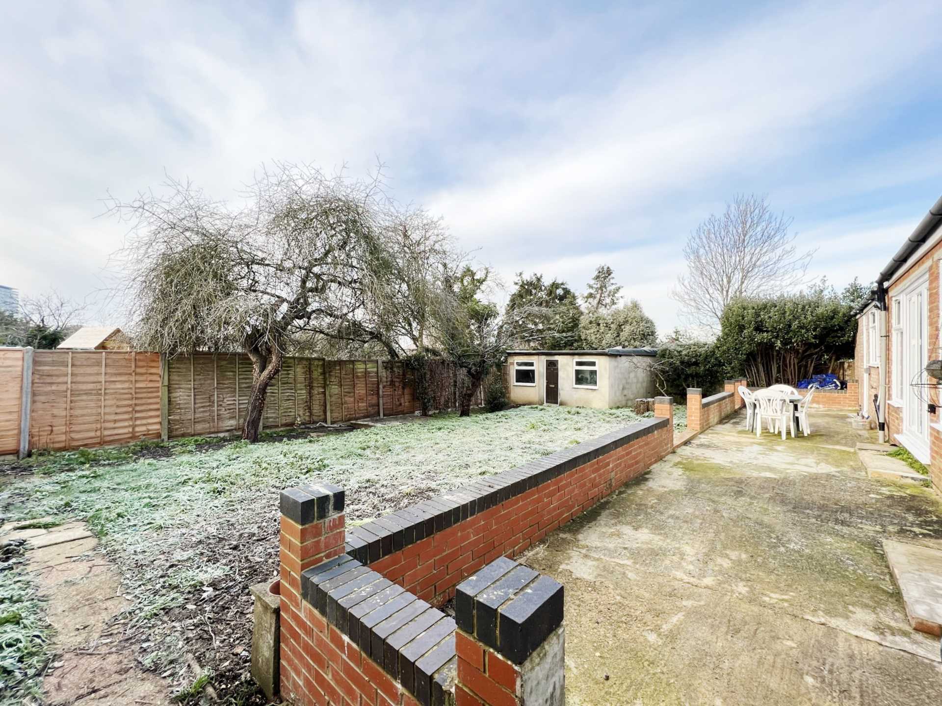 Woodside Close, Surbiton, Image 4