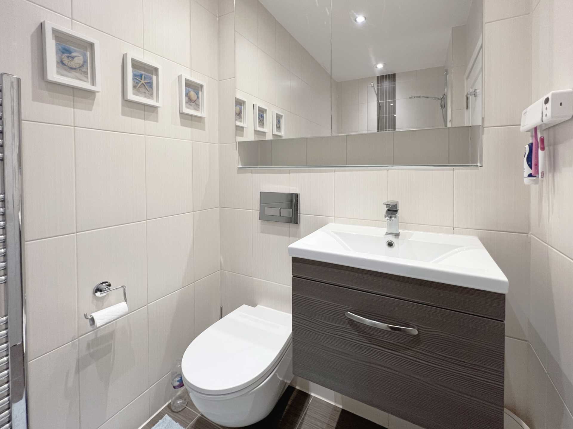 Westmount Close, Worcester Park, Image 8