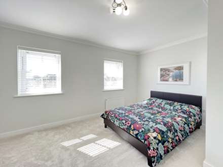 Westmount Close, Worcester Park, Image 9