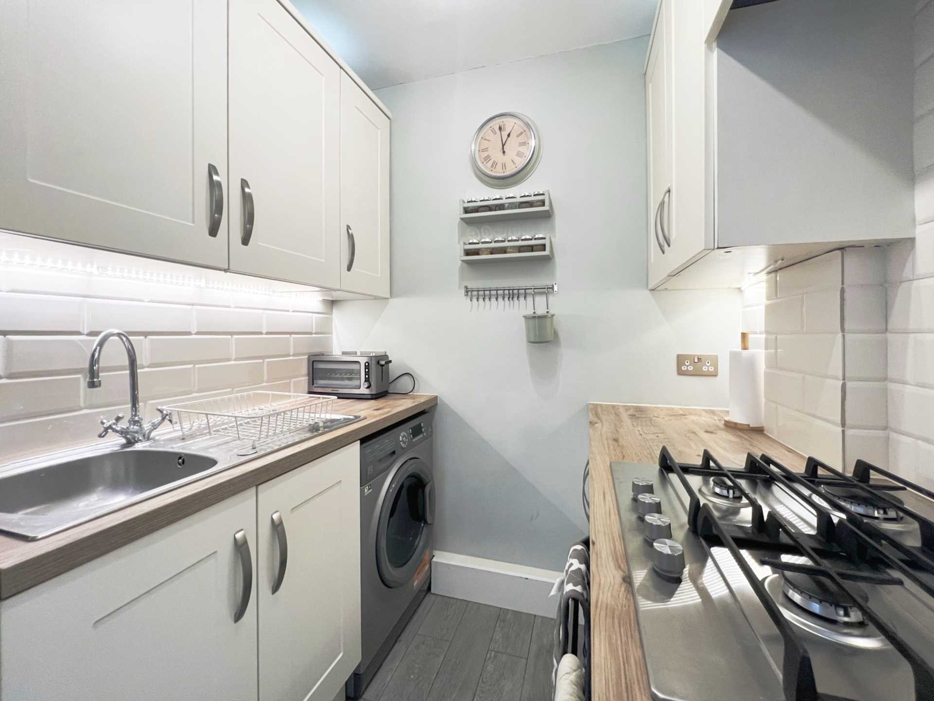 Kingston Road, New Malden, Image 3
